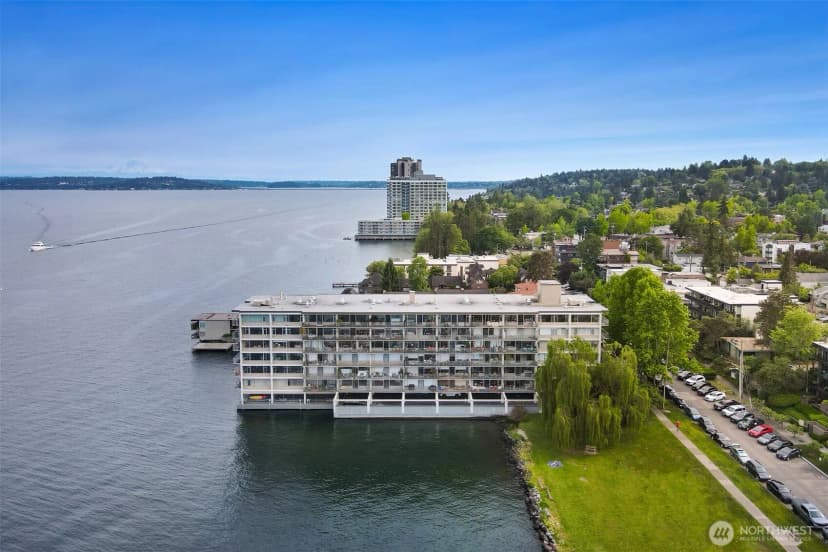 Property photo for 2040 43rd Avenue E #201, Seattle photo 30