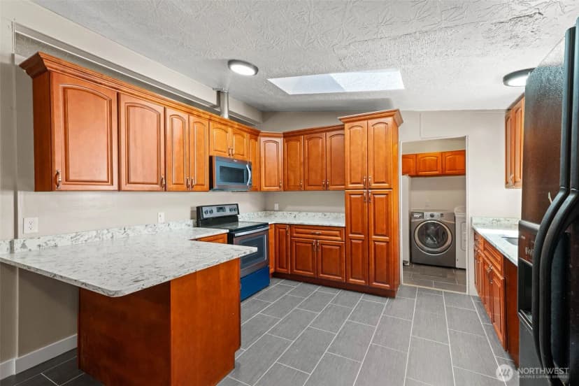 Property photo for 3001 S 288th Street #89, Federal Way photo 11