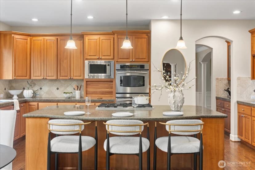 Property photo for 2211 204th Place Ne, Sammamish photo 15