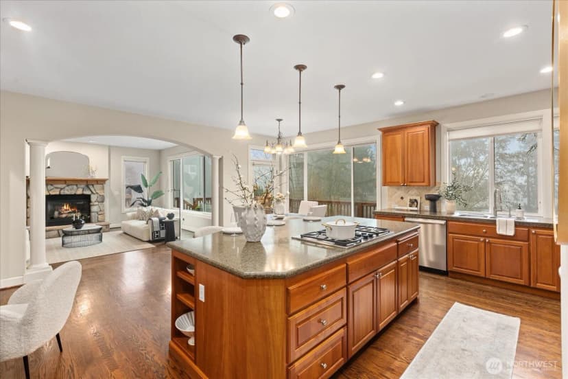 Property photo for 2211 204th Place Ne, Sammamish photo 14