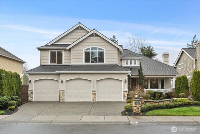 Property photo for 2211 204th Place Ne, Sammamish photo 2