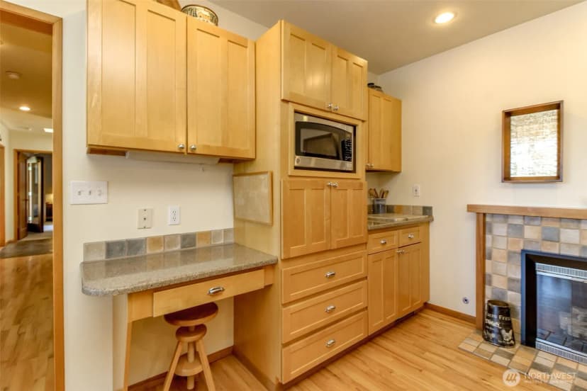 Property photo for 7902 Kelly Beach Road, Olympia photo 26