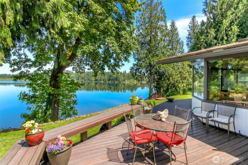 Property photo for 7902 Kelly Beach Road, Olympia photo 12