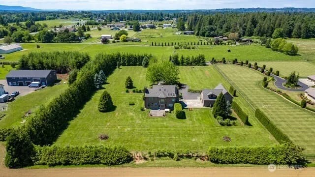 Property photo for 794 W Smith Road, Bellingham photo 20