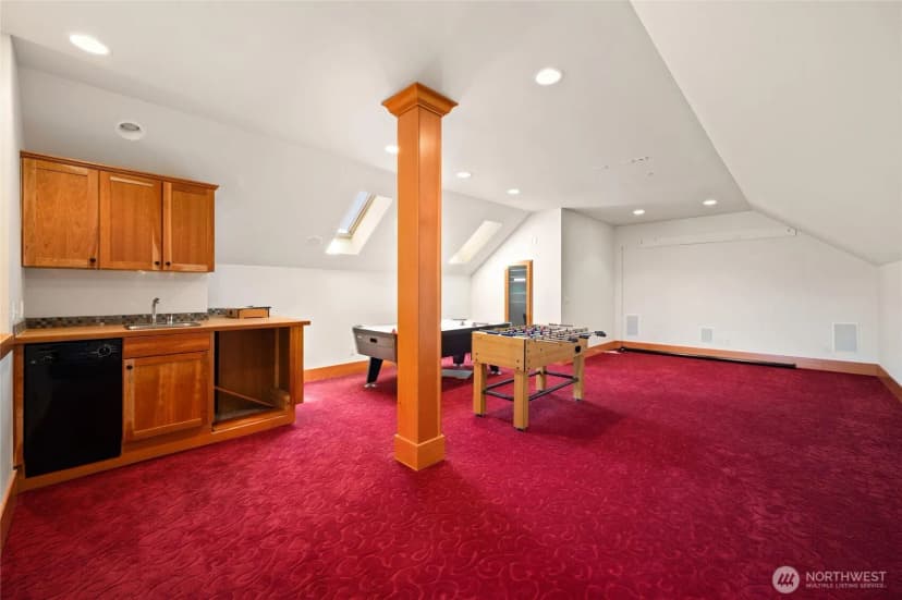 Property photo for 794 W Smith Road, Bellingham photo 18