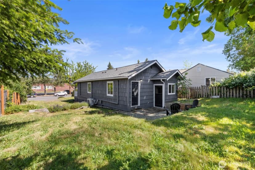 Property photo for 1207 High Avenue, Bremerton photo 17