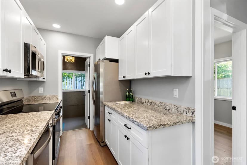 Property photo for 1207 High Avenue, Bremerton photo 9