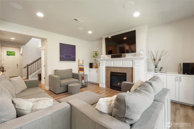 Property photo for 21812 Se 270th Street, Maple Valley photo 12