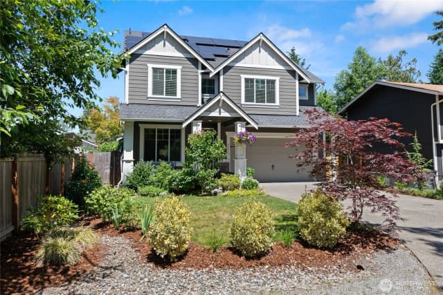 Property photo for 21812 Se 270th Street, Maple Valley photo 2