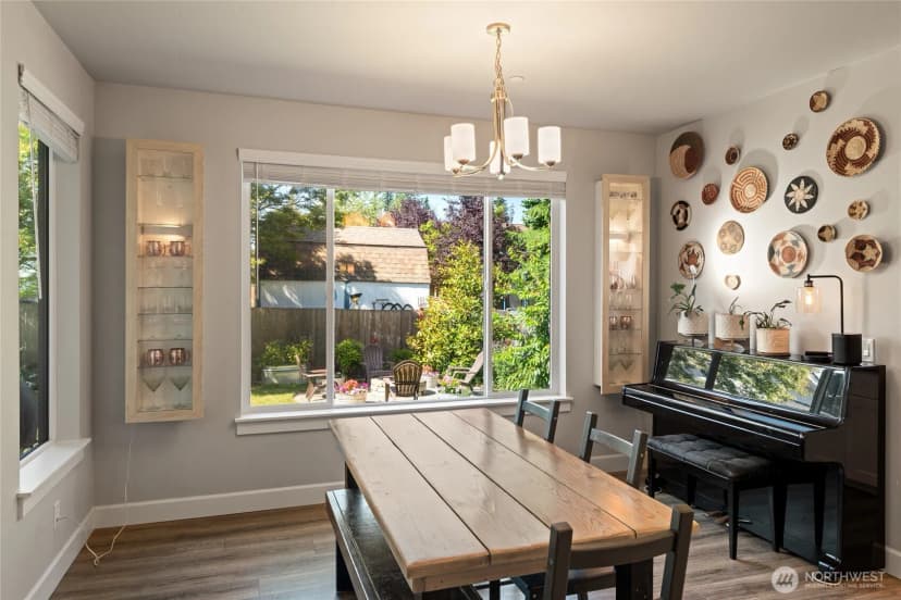 Property photo for 21812 Se 270th Street, Maple Valley photo 11