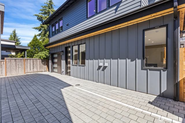 Property photo for 4114 Ne 60th Street, Seattle photo 4