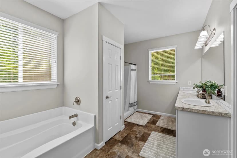 Property photo for 3016 85th Avenue Sw, Olympia photo 23