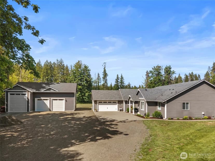 Property photo for 3016 85th Avenue Sw, Olympia