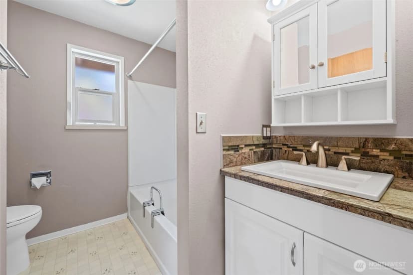 Property photo for 18314 44th Avenue S, Sea Tac photo 21