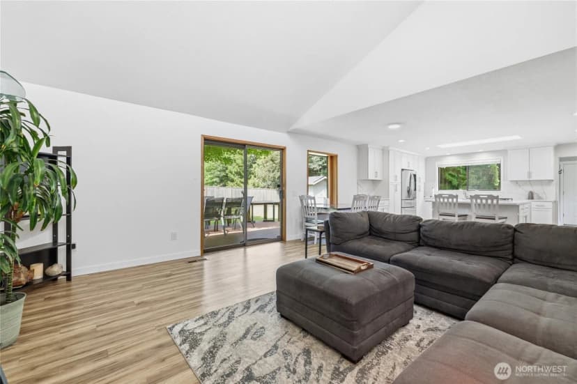 Property photo for 12714 Se 258th Street, Kent photo 19