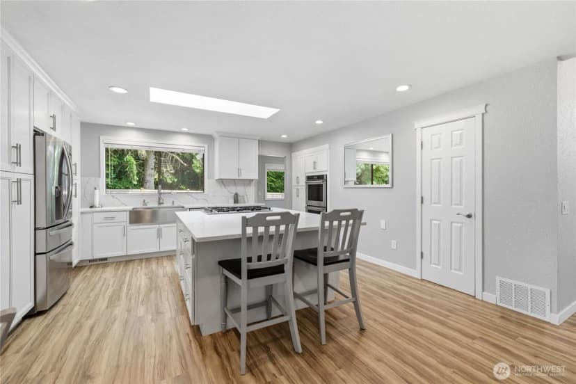 Property photo for 12714 Se 258th Street, Kent photo 10