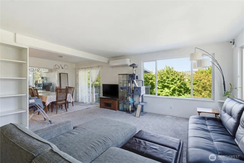 Property photo for 3824 23rd Avenue Sw, Seattle photo 12