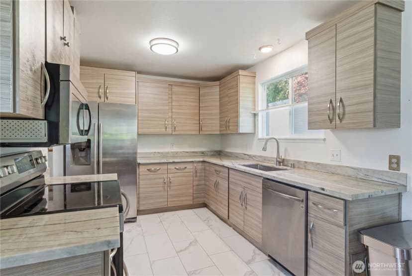 Property photo for 3824 23rd Avenue Sw, Seattle photo 14