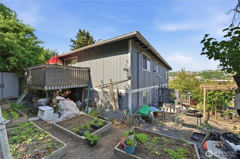 Property photo for 3824 23rd Avenue Sw, Seattle photo 5