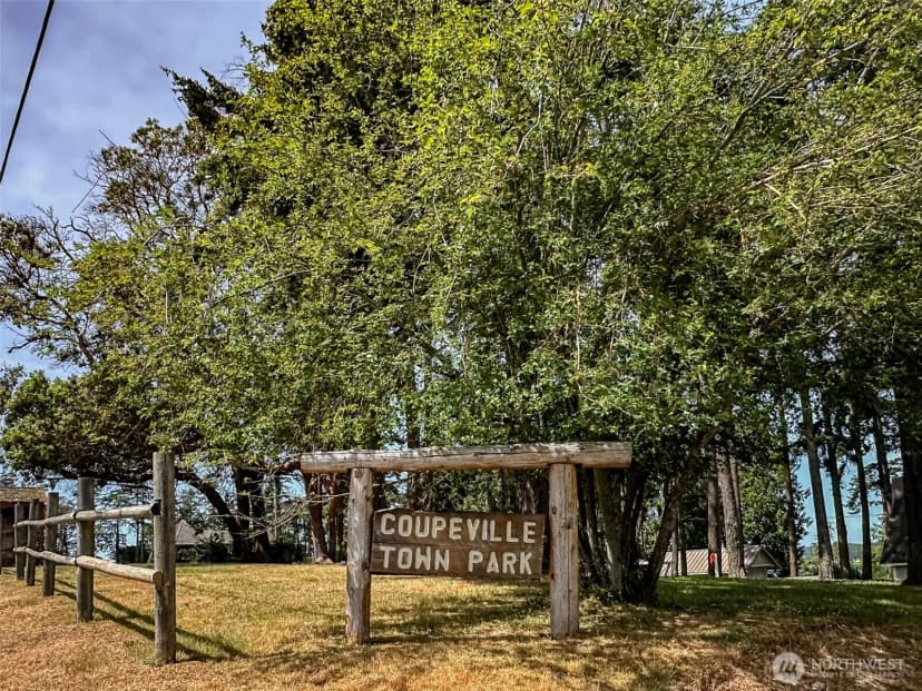 Property photo for 200 Nw 1st Street, Coupeville photo 32