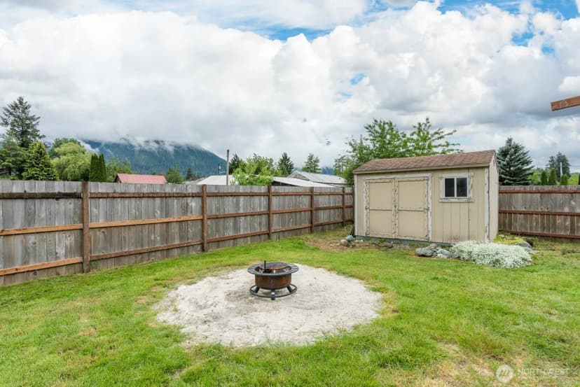Property photo for 1015 Alvord Street, Darrington photo 21
