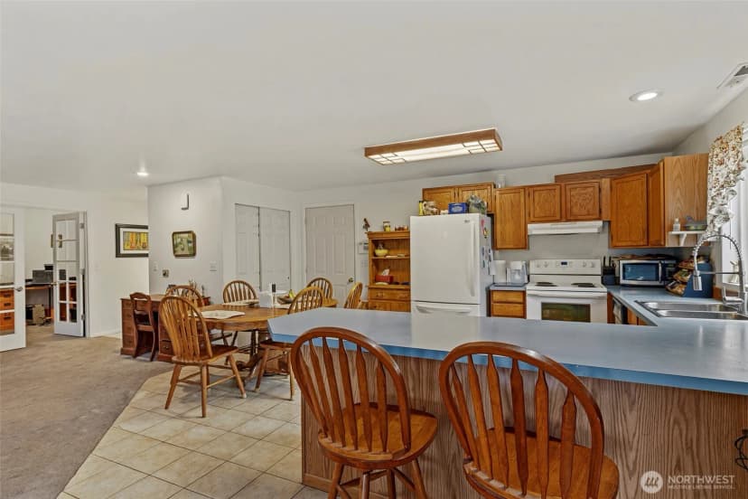Property photo for 794 West Road, Sedro Woolley photo 17