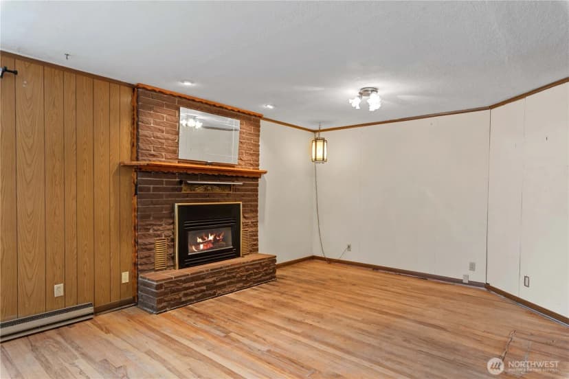 Property photo for 1550 Pear Lane, Rock Island photo 6