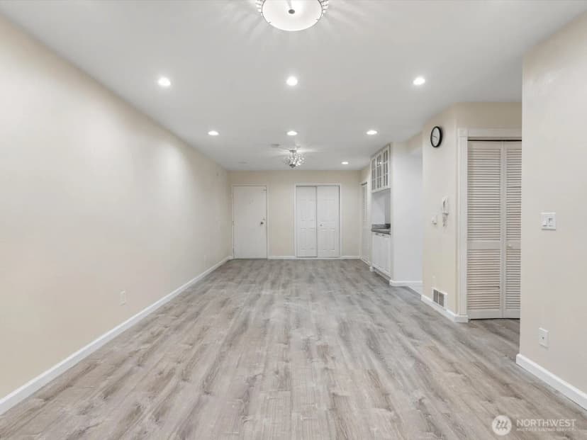 Property photo for 14605 34th Street Ne #h19, Bellevue photo 17