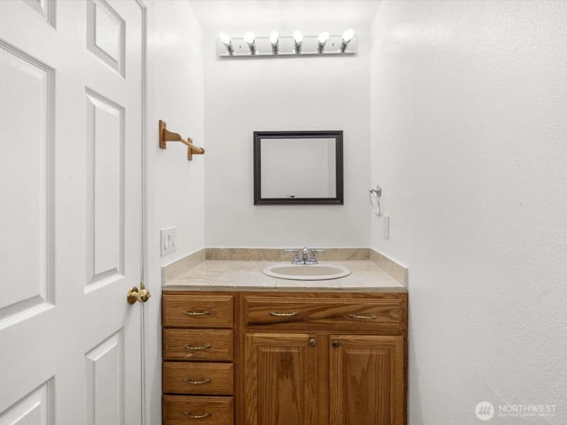 Property photo for 14605 34th Street Ne #h19, Bellevue photo 22