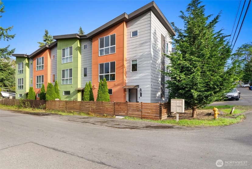 Property photo for 2301 Ne 86th Street, Seattle photo 28