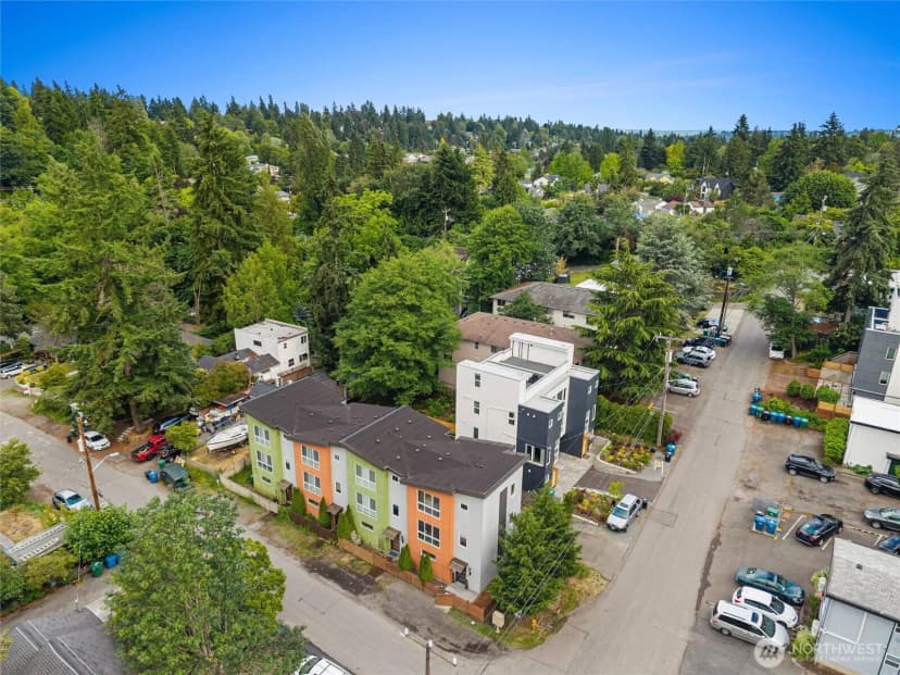 Property photo for 2301 Ne 86th Street, Seattle photo 31