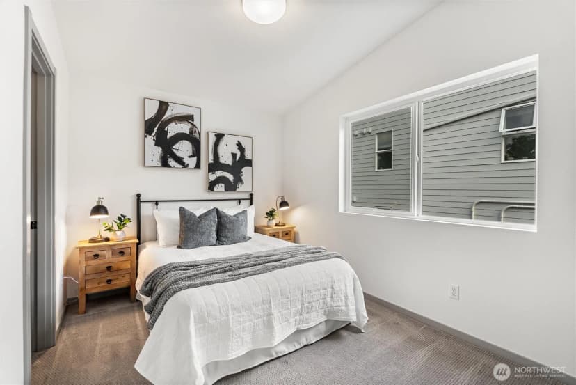 Property photo for 2301 Ne 86th Street, Seattle photo 25