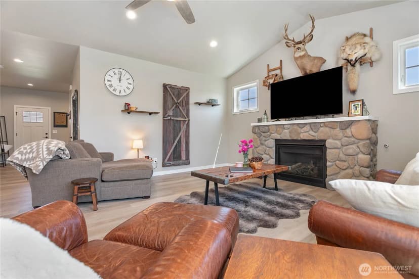 Property photo for 801 Pine Crest Drive, Everson photo 13
