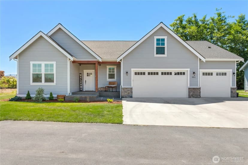 Property photo for 801 Pine Crest Drive, Everson