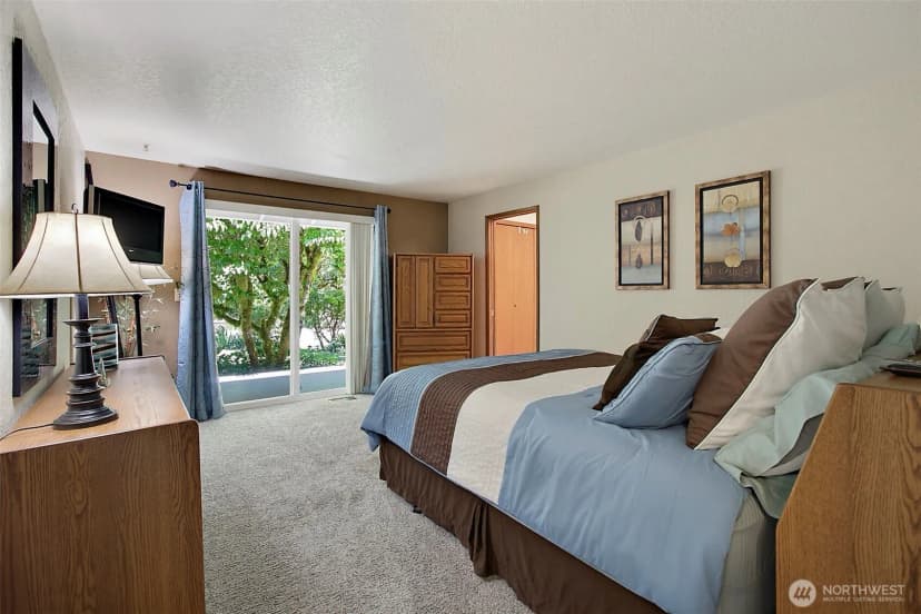 Property photo for 24416 Se 246th Street, Maple Valley photo 8