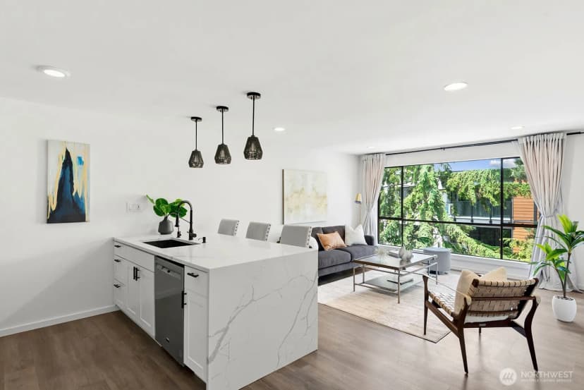 Property photo for 6225 Lake Washington Boulevard Ne #402, Kirkland photo 9