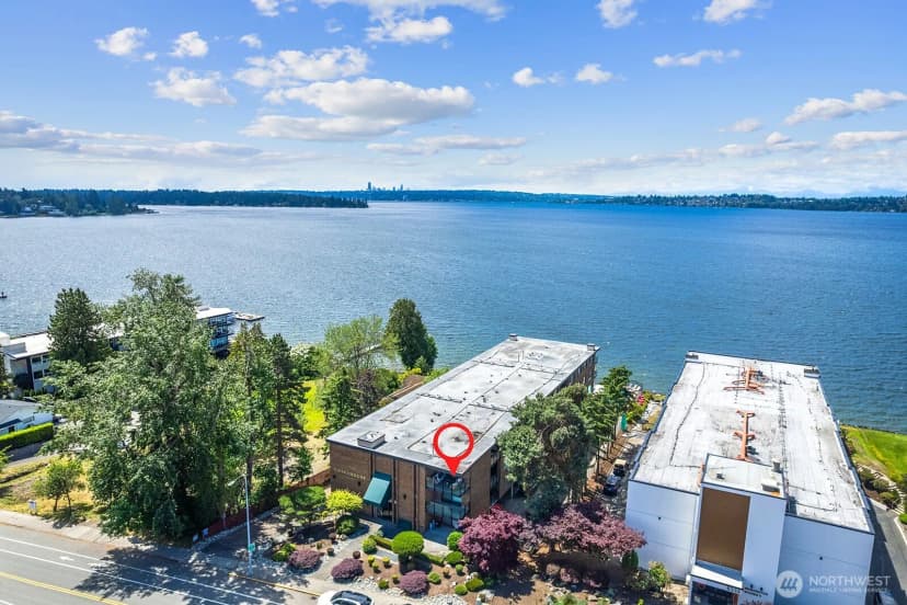 Property photo for 6225 Lake Washington Boulevard Ne #402, Kirkland photo 25