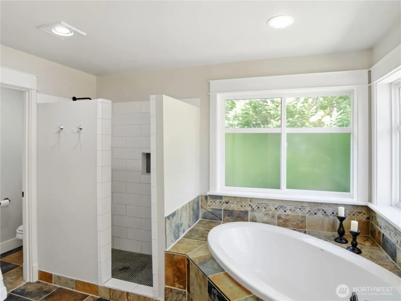 Property photo for 28812 118th Avenue Se, Auburn photo 20