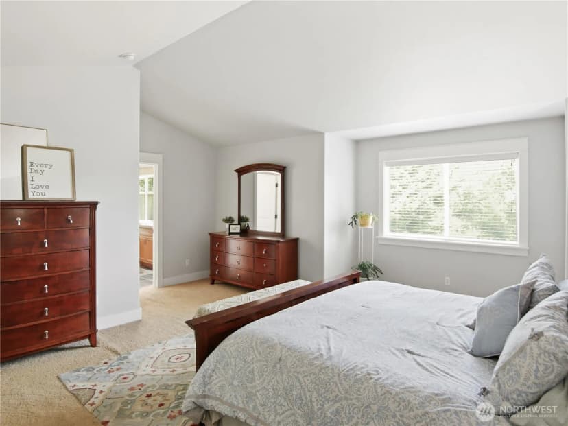 Property photo for 28812 118th Avenue Se, Auburn photo 16