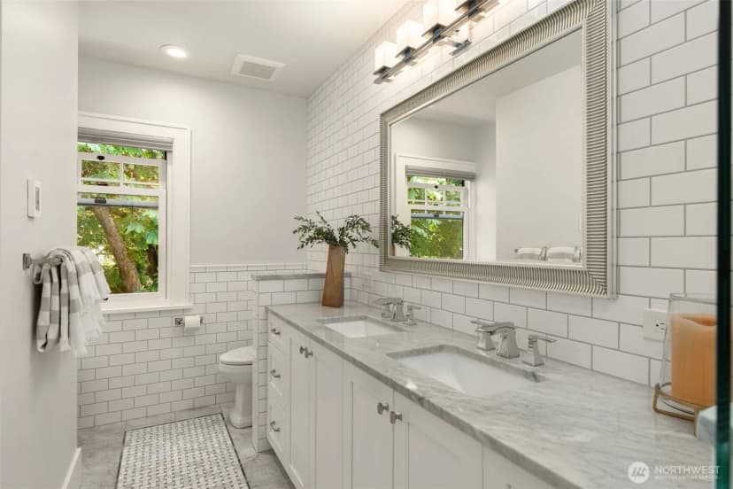 Property photo for 2406 Bigelow Avenue N, Seattle photo 22