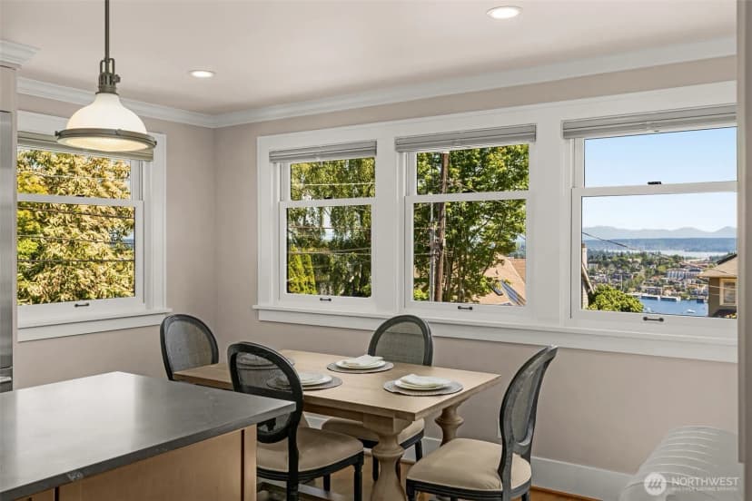 Property photo for 2406 Bigelow Avenue N, Seattle photo 13