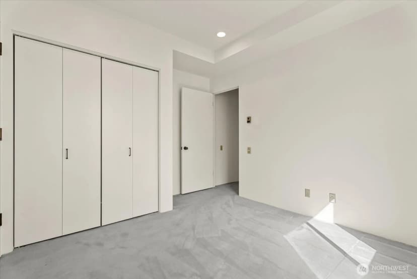 Property photo for 3089 Alki Avenue Sw #2, Seattle photo 25