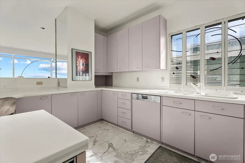 Property photo for 3089 Alki Avenue Sw #2, Seattle photo 4