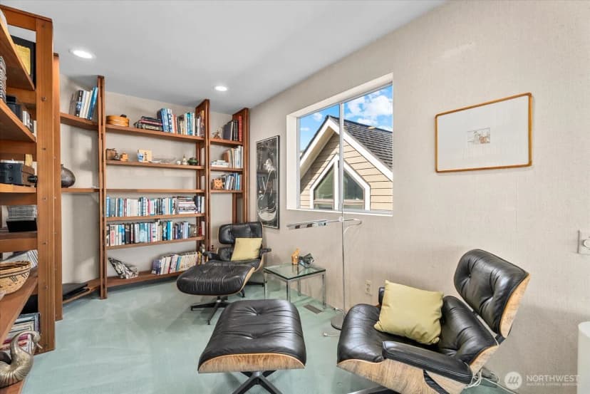 Property photo for 3089 Alki Avenue Sw #2, Seattle photo 13
