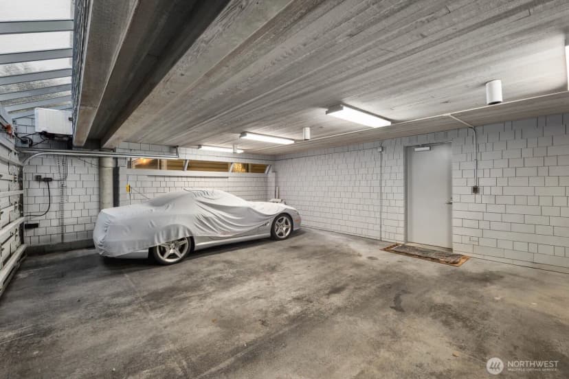 Property photo for 3089 Alki Avenue Sw #2, Seattle photo 37