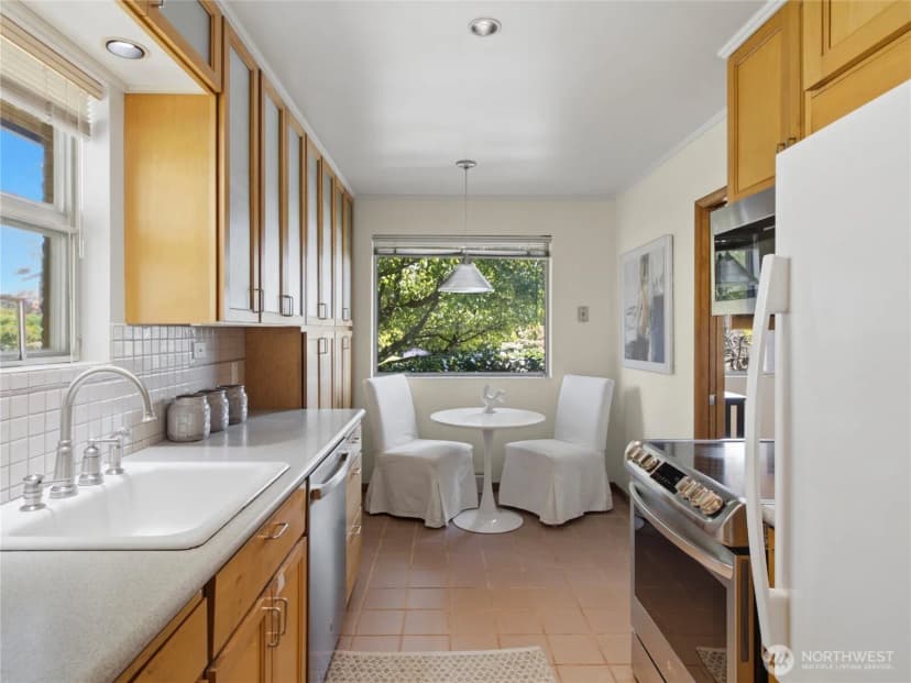 Property photo for 7305 Earl Avenue Nw, Seattle photo 13