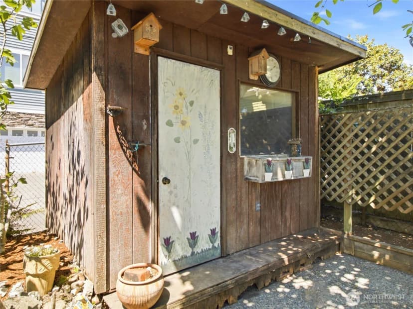 Property photo for 7305 Earl Avenue Nw, Seattle photo 31