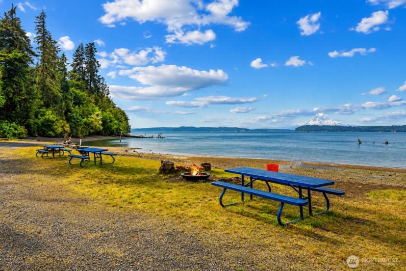 Property photo for 5246 Yearley Drive Ne, Olympia photo 6