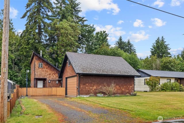 Property photo for 5246 Yearley Drive Ne, Olympia