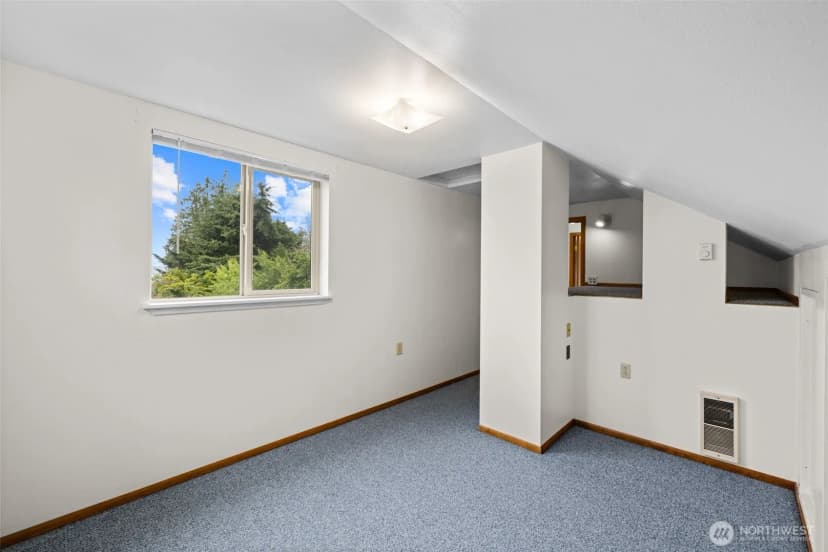Property photo for 5246 Yearley Drive Ne, Olympia photo 27